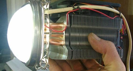 V9iwyNAIj1A.jpg