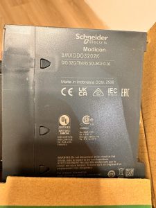 Модуль цифровых выходов Schneider bmxddo3202K