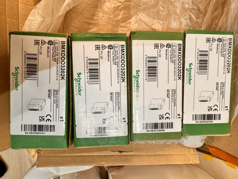 Модуль цифровых выходов Schneider bmxddo3202K